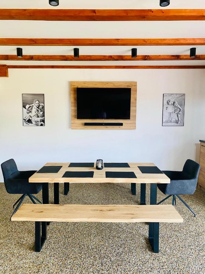 Apartmán Dvorce Stráž nad Nežárkou Exteriér fotografie